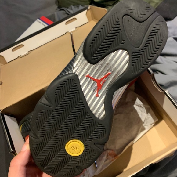 They don’t fit me - Picture 2 of 3